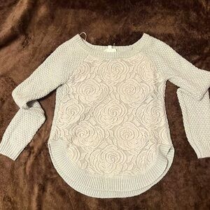 Cloud Chaser Rose Lace Soft Gray sweater size SX